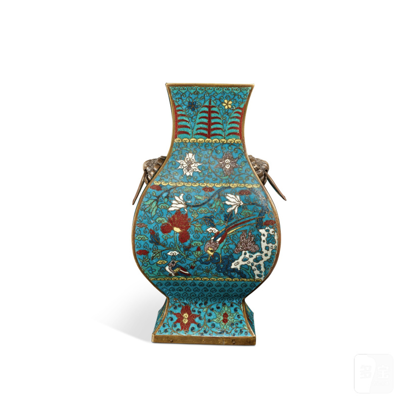 A cloisonné enamel 'bird and flower' vase, fanghu, Qing dynasty, 19th century | 清十九世紀 銅胎掐絲琺瑯花鳥紋方壺